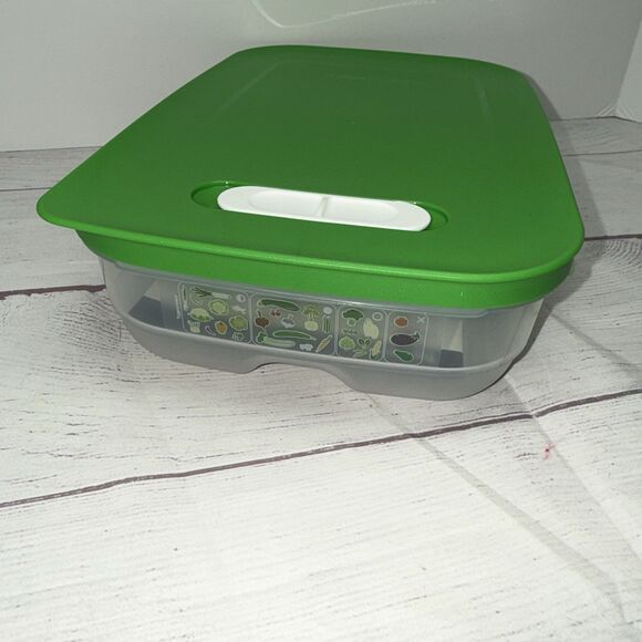 New Tupperware FridgeSmart Fruit Vegetable Storage Container 1-3/4 qt 7291 Green - Picture 5 of 7